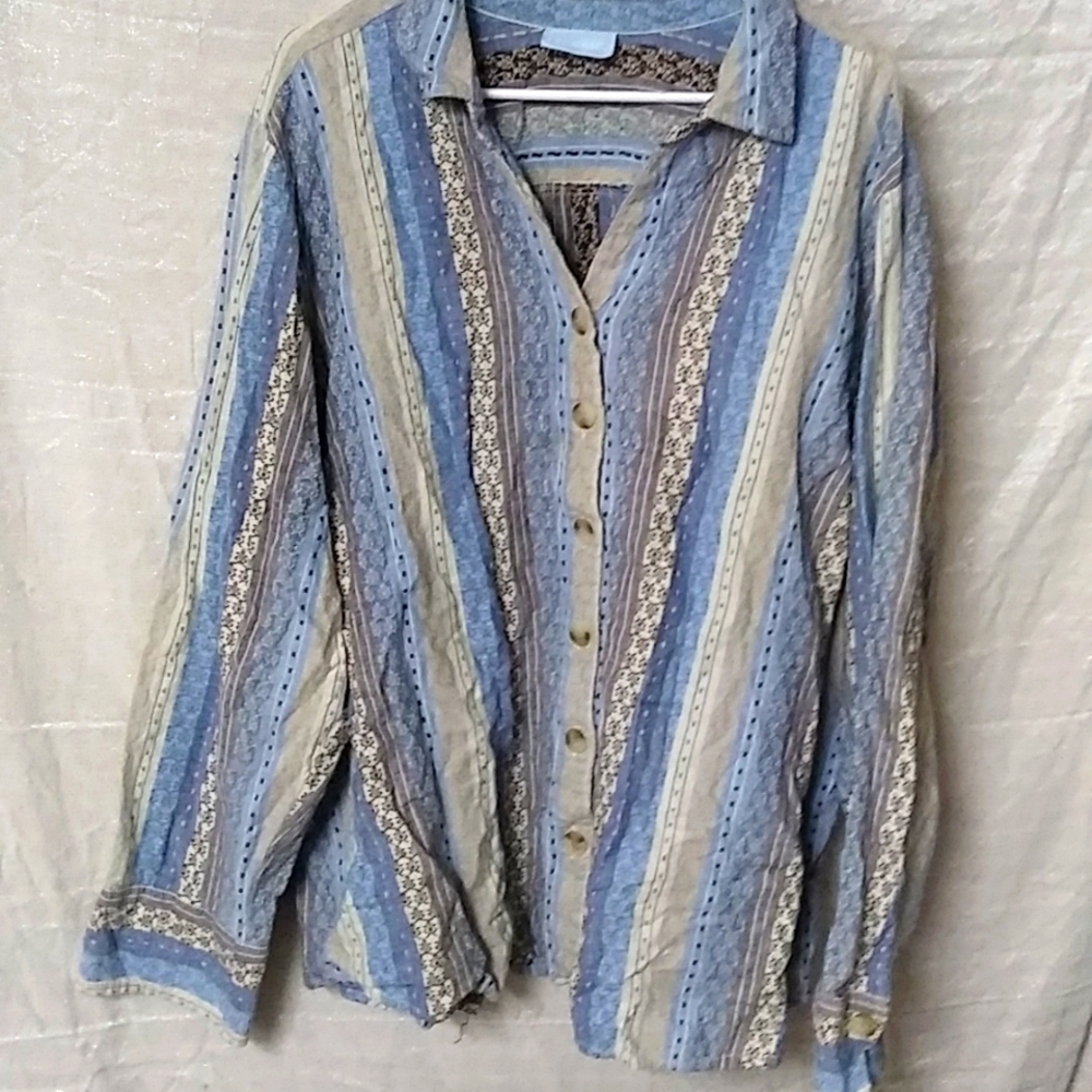 Liz and me top